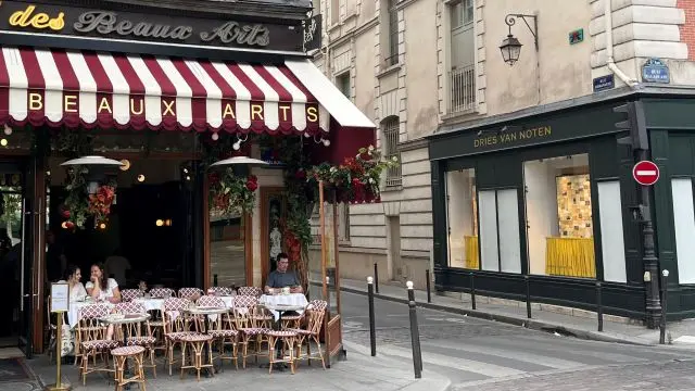 Straßencafé in Paris.